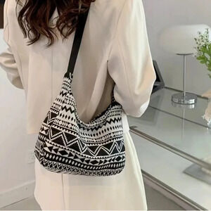 2 LEFT! Cute Hobo Style Crossbody Shoulder Purse